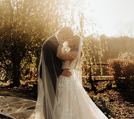 Sunlit Wedding Photos