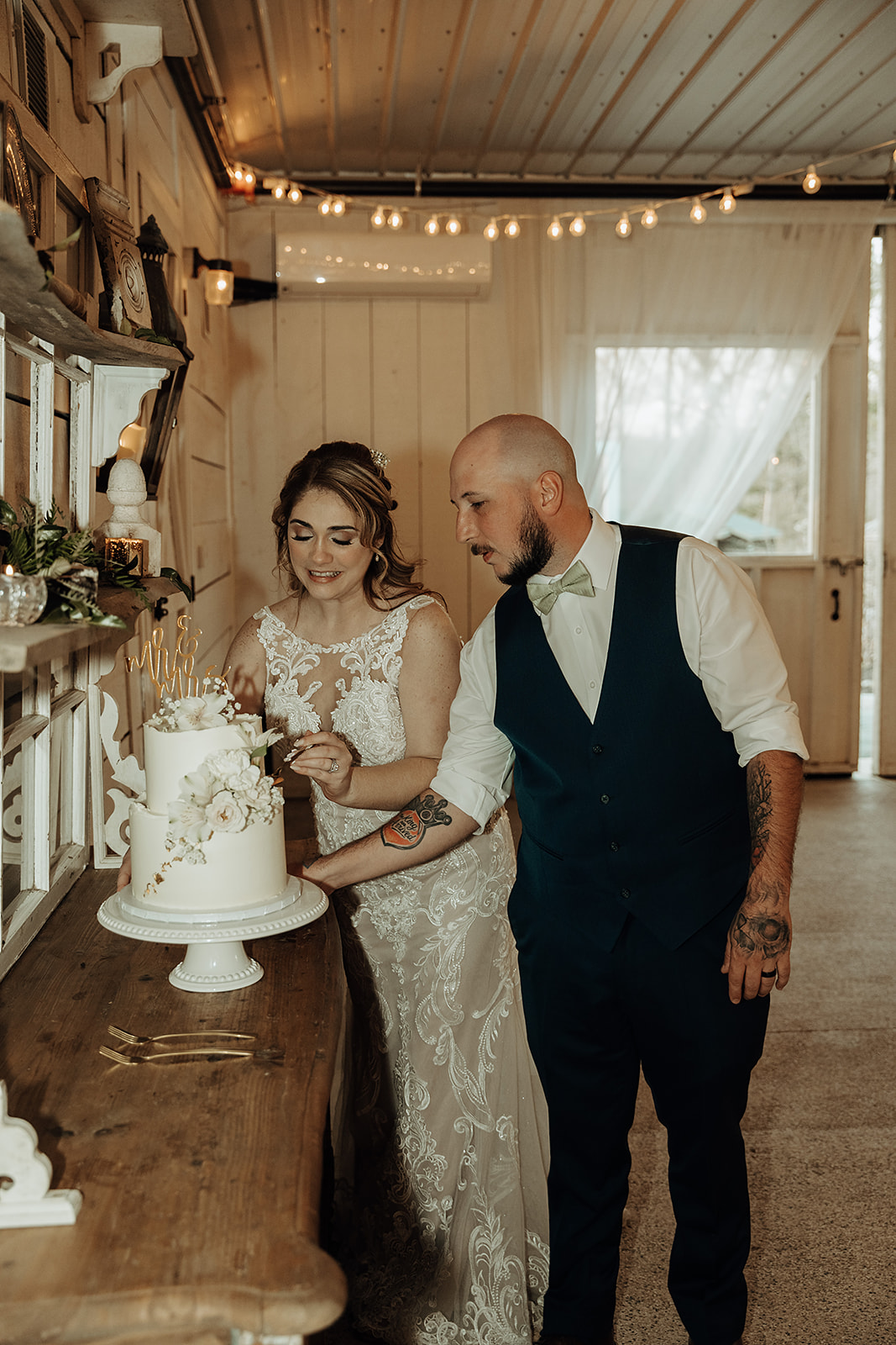 Cake Cutting Photo