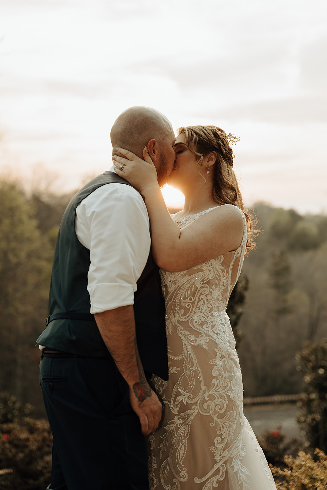 Spring Golden Hour Wedding Photo