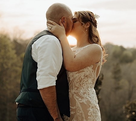 Spring Golden Hour Wedding Photo